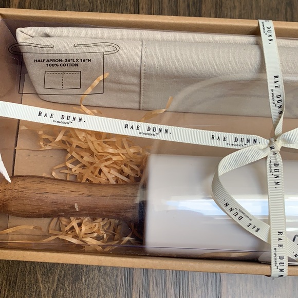 New Rae Dunn “Bake” Rolling Pin and “Baker” Apron - Picture 4 of 6